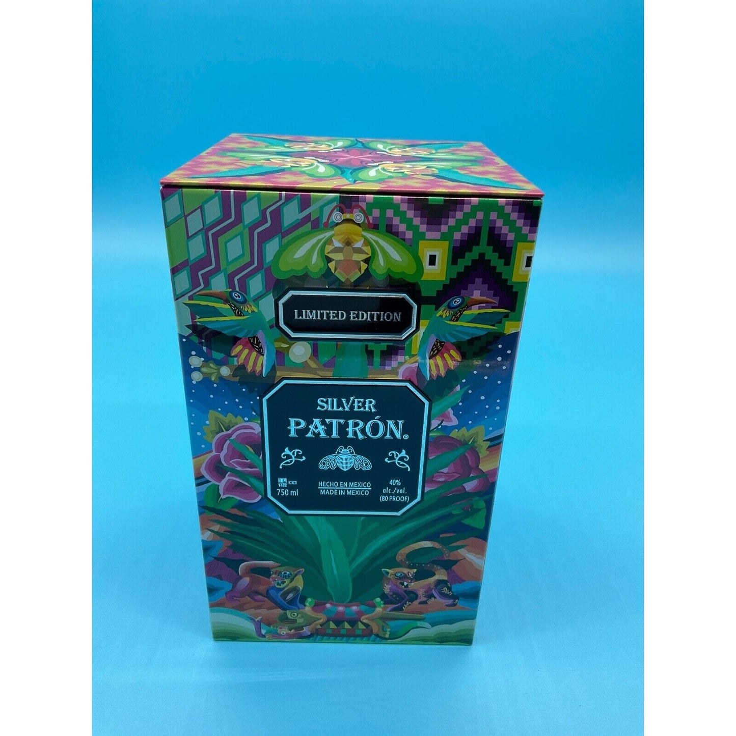 2021 Silver Patron Limited Edition Tequila Bottle Collectible Tin *Mint*