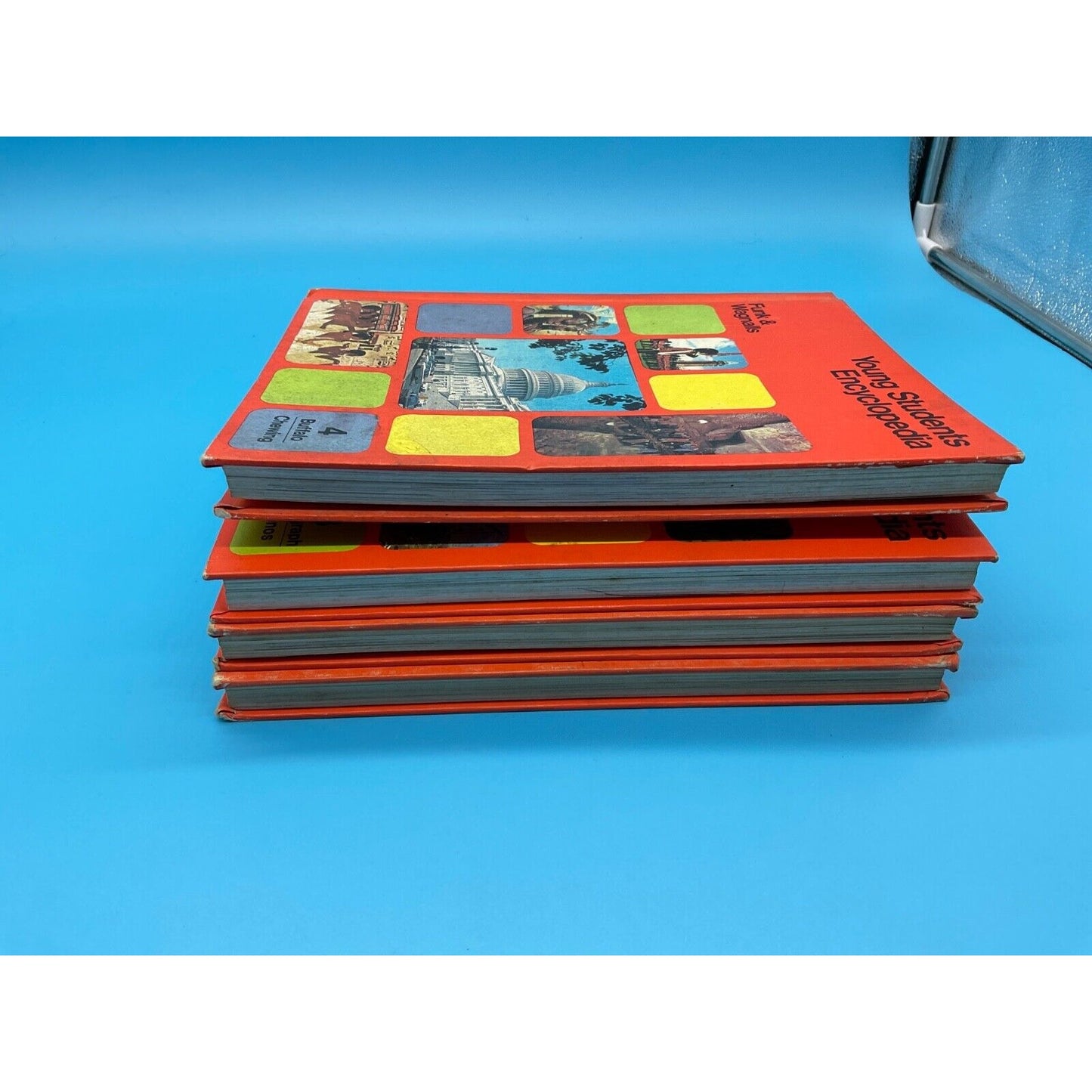 Funk & Wagnalls Young Students Full Encyclopedia Vol. 1,2.3,4 ( 1972-1973) VTG