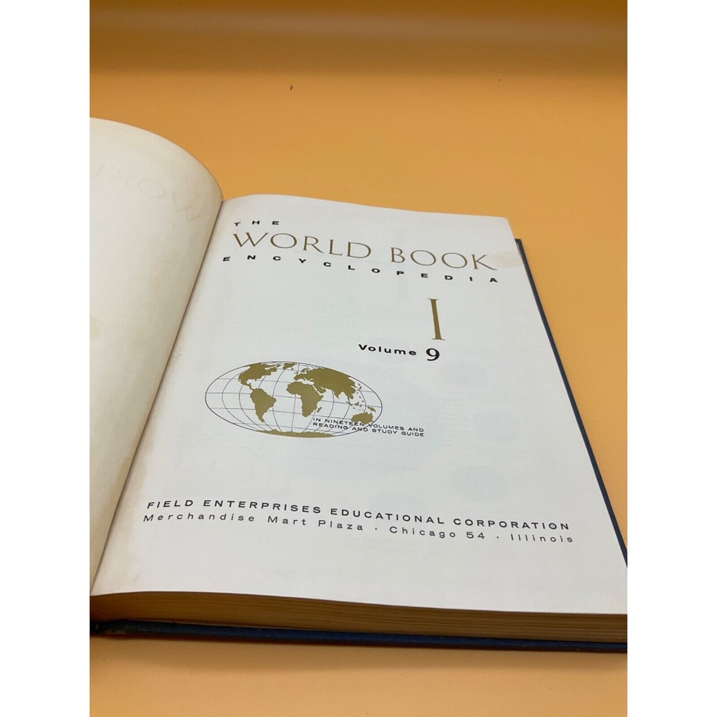 1961 World Book Encyclopedia Vol 9 "I", Vintage Hardcover, Field Enterprises