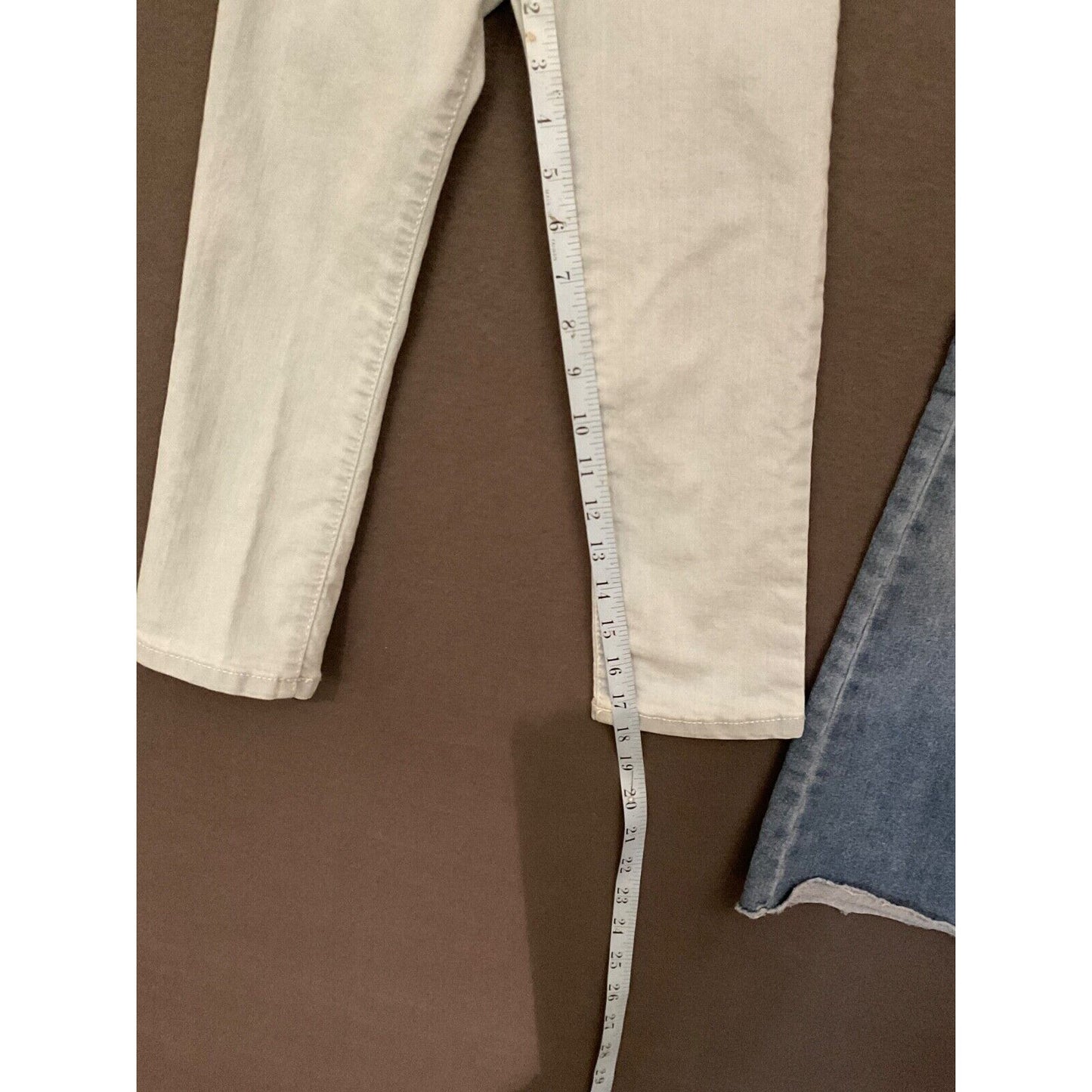 Lot 2 Girls Jeans Size 6 – Wonder Nation Flare & Mila Rose Skinny Denim