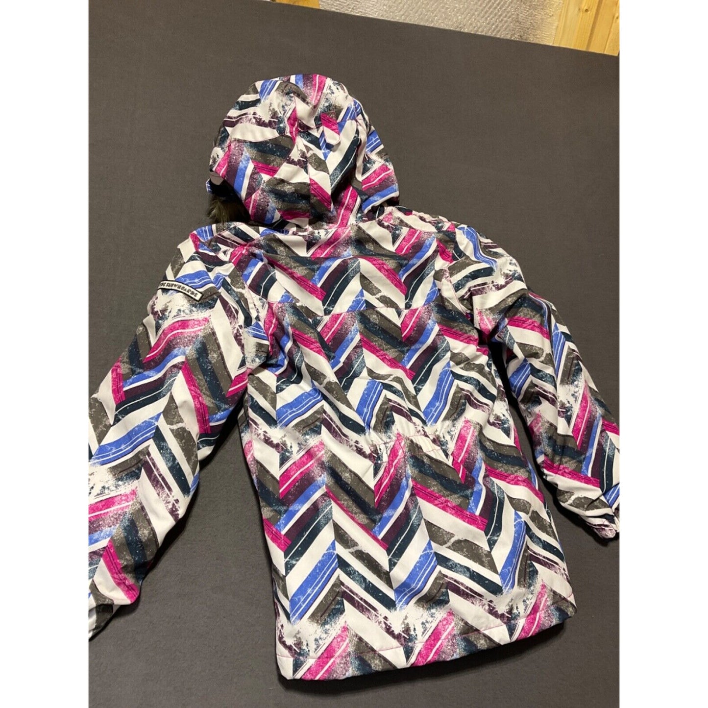 Ride Malibu Girls Youth Medium Snowboard Jacket Chevron Print - New With Tags