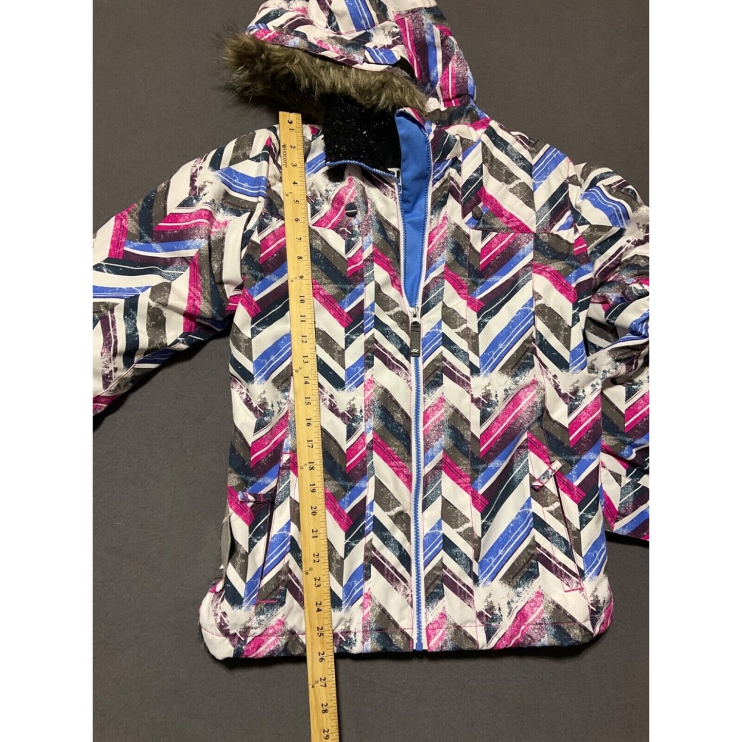 Ride Malibu Girls Youth Medium Snowboard Jacket Chevron Print - New With Tags