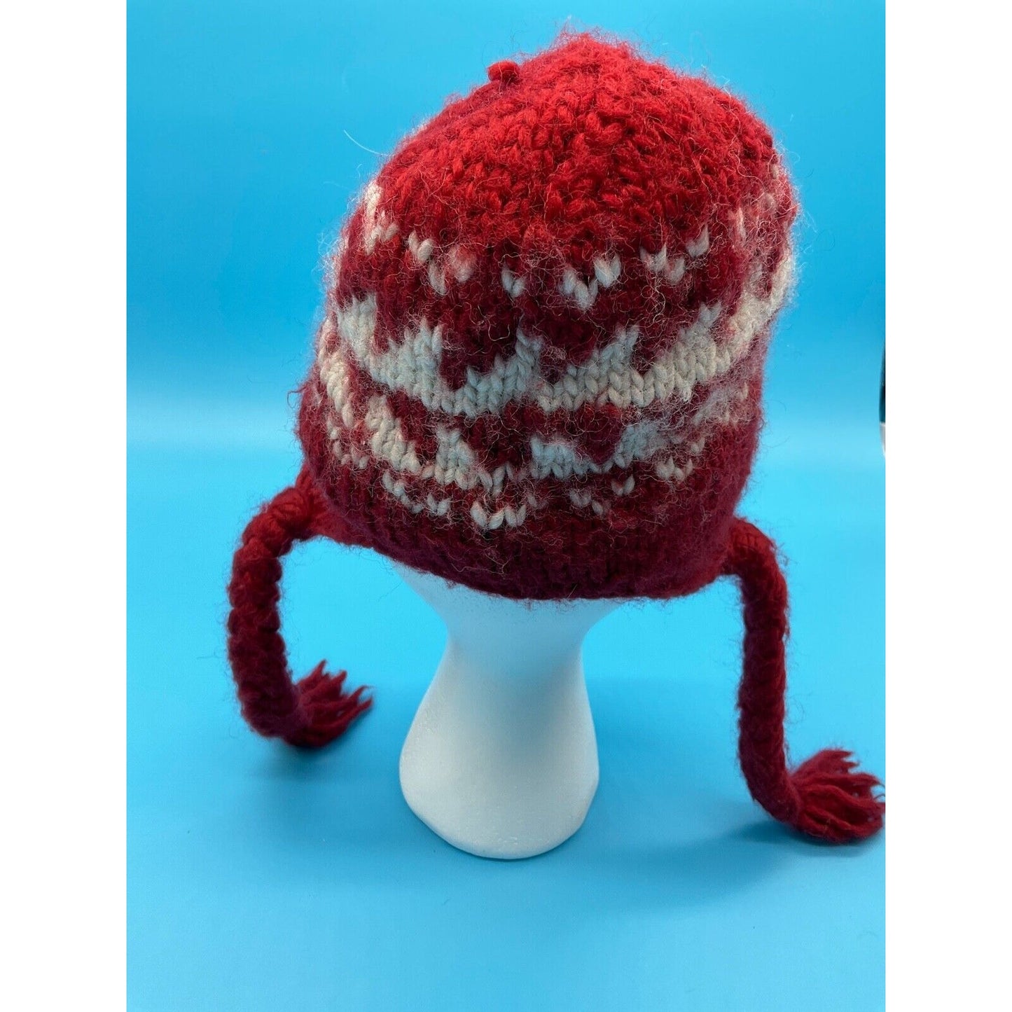The North Face Red Knit Trapper Hat w/ White Snowflake Pattern One Size Acrylic