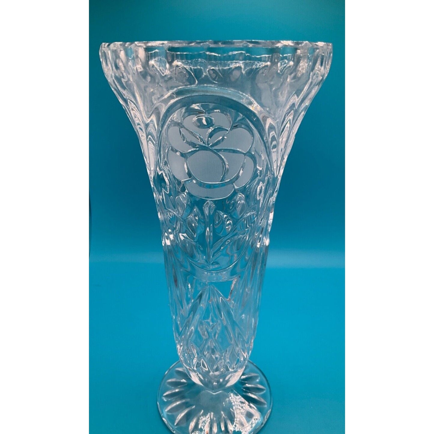 Grandma Core 8.5" Lead Crystal Vase Hand-Cut 8.5" Tall Rose Bud Design VTG