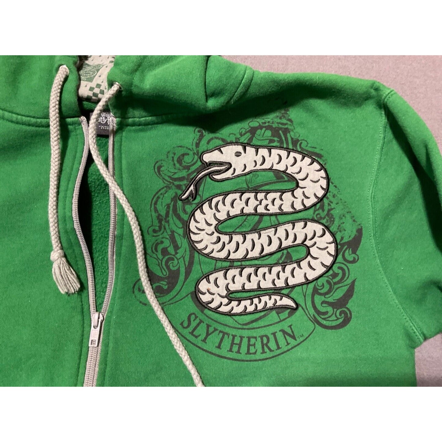 Universal Studios Harry Potter Slytherin Hoodie Jacket M Wizarding