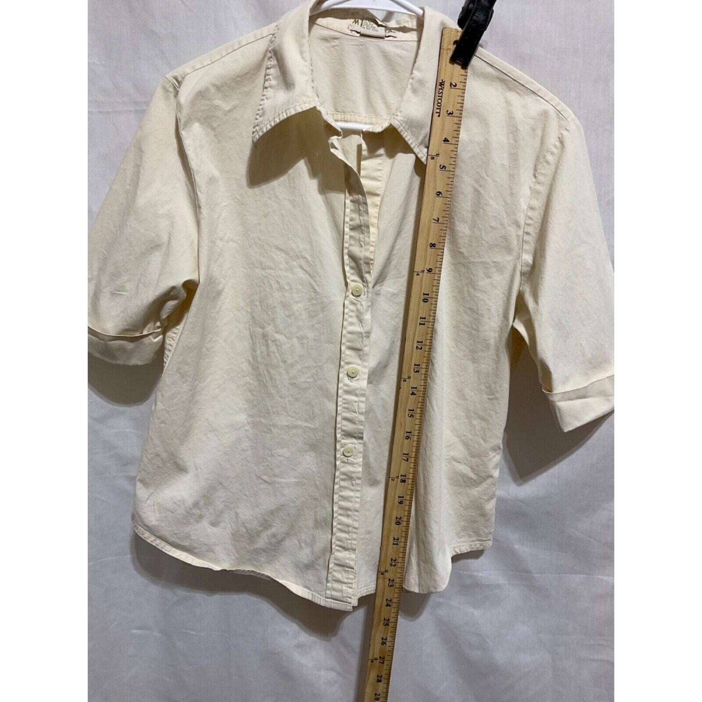 Merona XL (Fits Like L) Offwhite/Beige Top, Button Closure, 3/4 Cuffed Sleeves