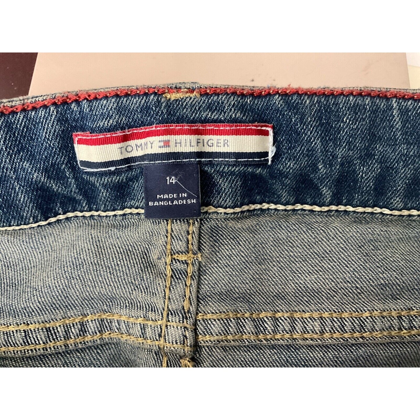 NWT Tommy Hilfiger Boys Size 14 Slim Fit Revolution Jeans Canyon Wash 30x27