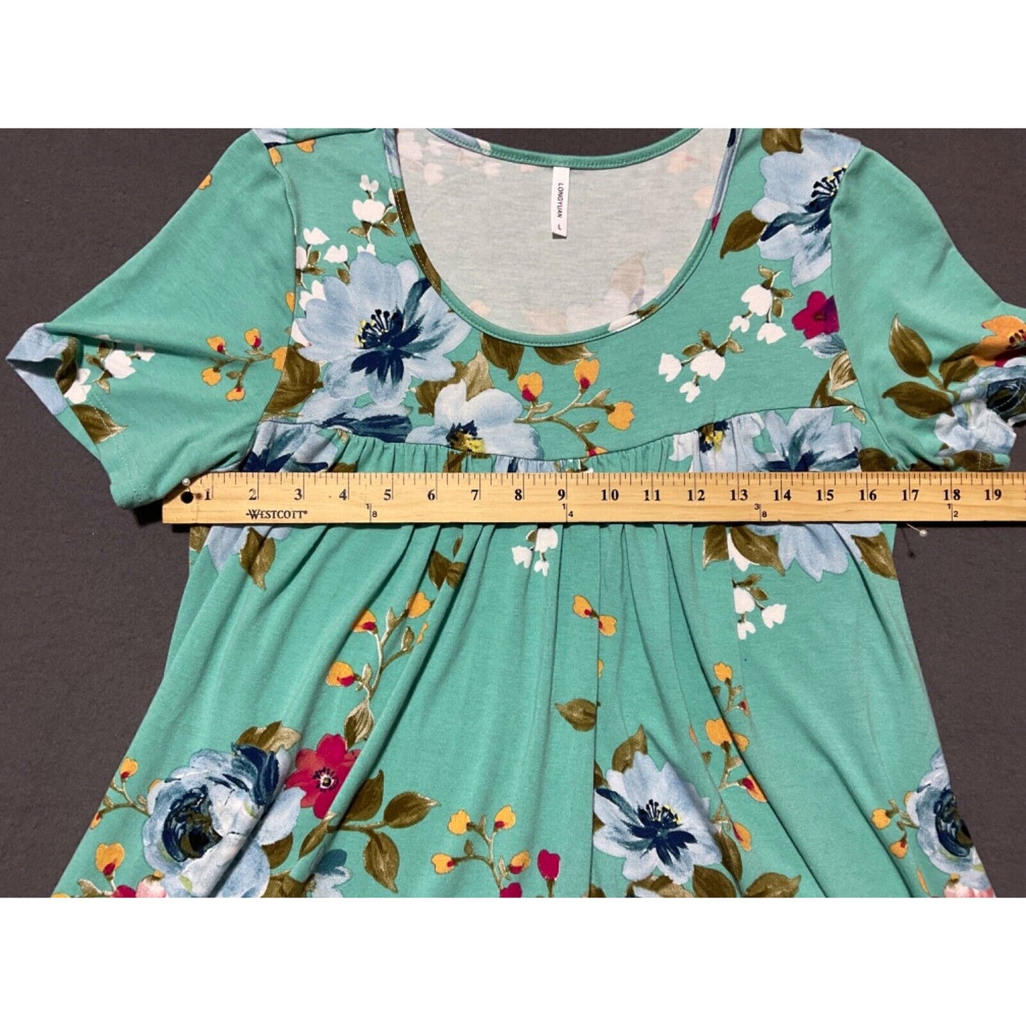 Longyuan Floral Top Size L Short Sleeve Rayon Spandex Blend Y2K