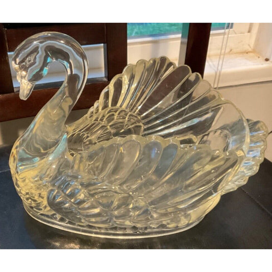 Regaline VINTAGE Swan Candy Dish RETRO Holiday Decor