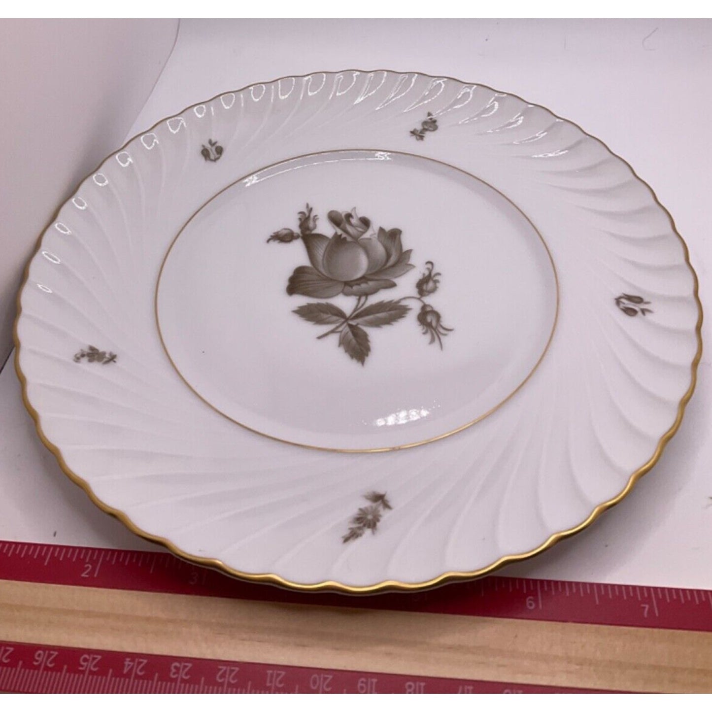 Vintage Königl. pr. Tettau Bavaria Salad Plate  8" Gold Trim Floral Konigl