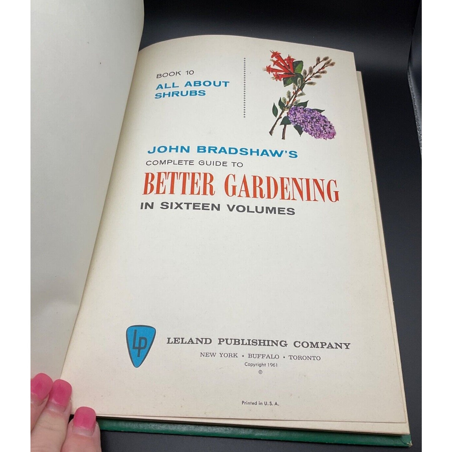 VTG 1960s John Bradshaw's Better Gardening Book 10 Shrubs & Hedges