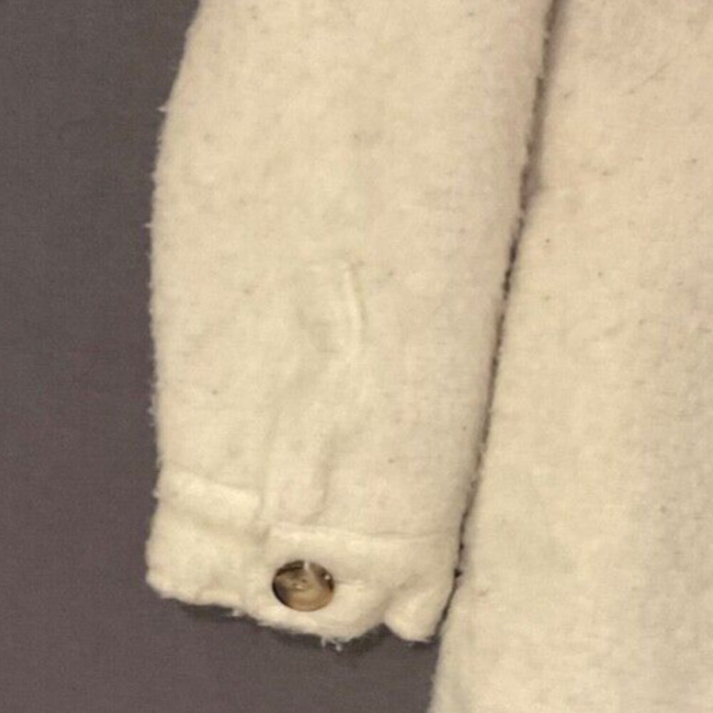 Universal Thread Women's Cream Color Wool Blend Shacket Small Button Front Retro