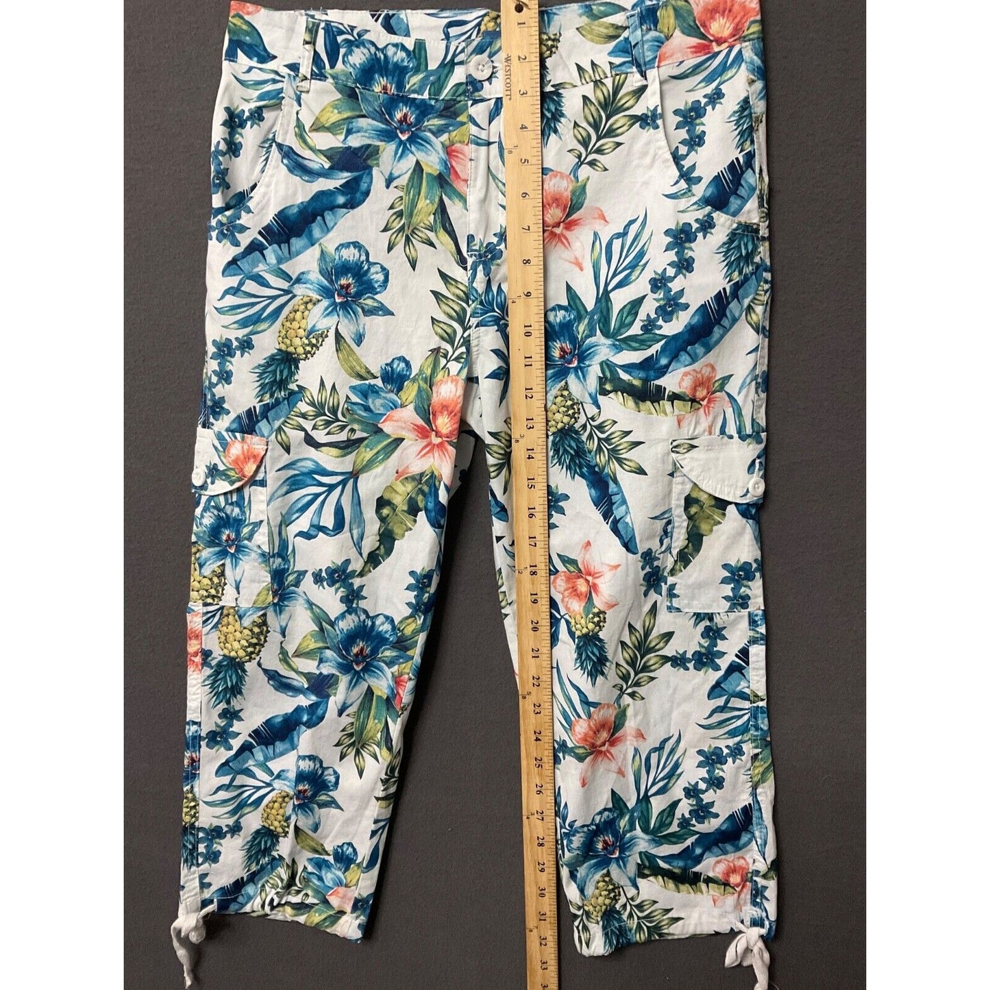 Caribbean Joe Island Tropical Floral Pants Women’s 10 Petite Capri Lightweight