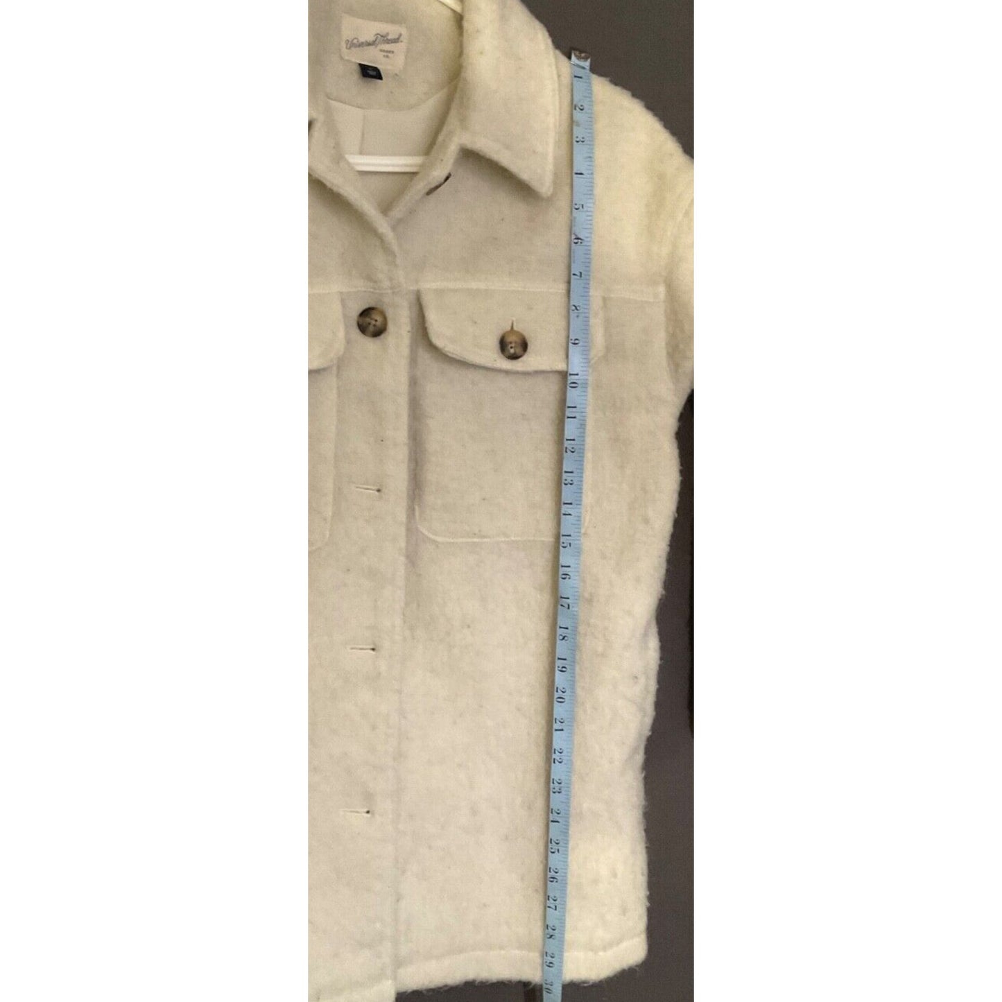 Universal Thread Women's Cream Color Wool Blend Shacket Small Button Front Retro