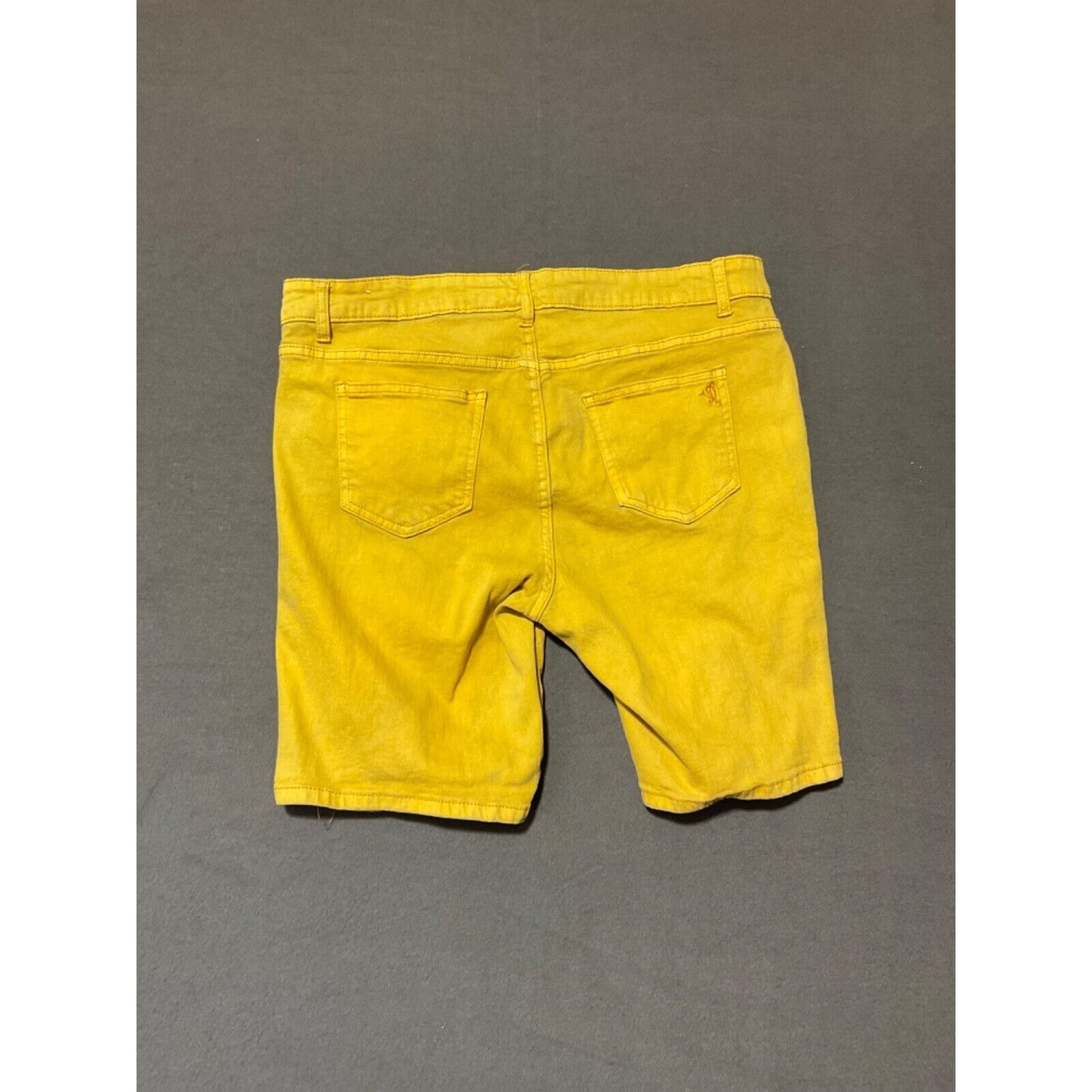 VIP Jeans Distressed Mustard Yellow Jean Shorts Size 19/20 Stretchy 38W