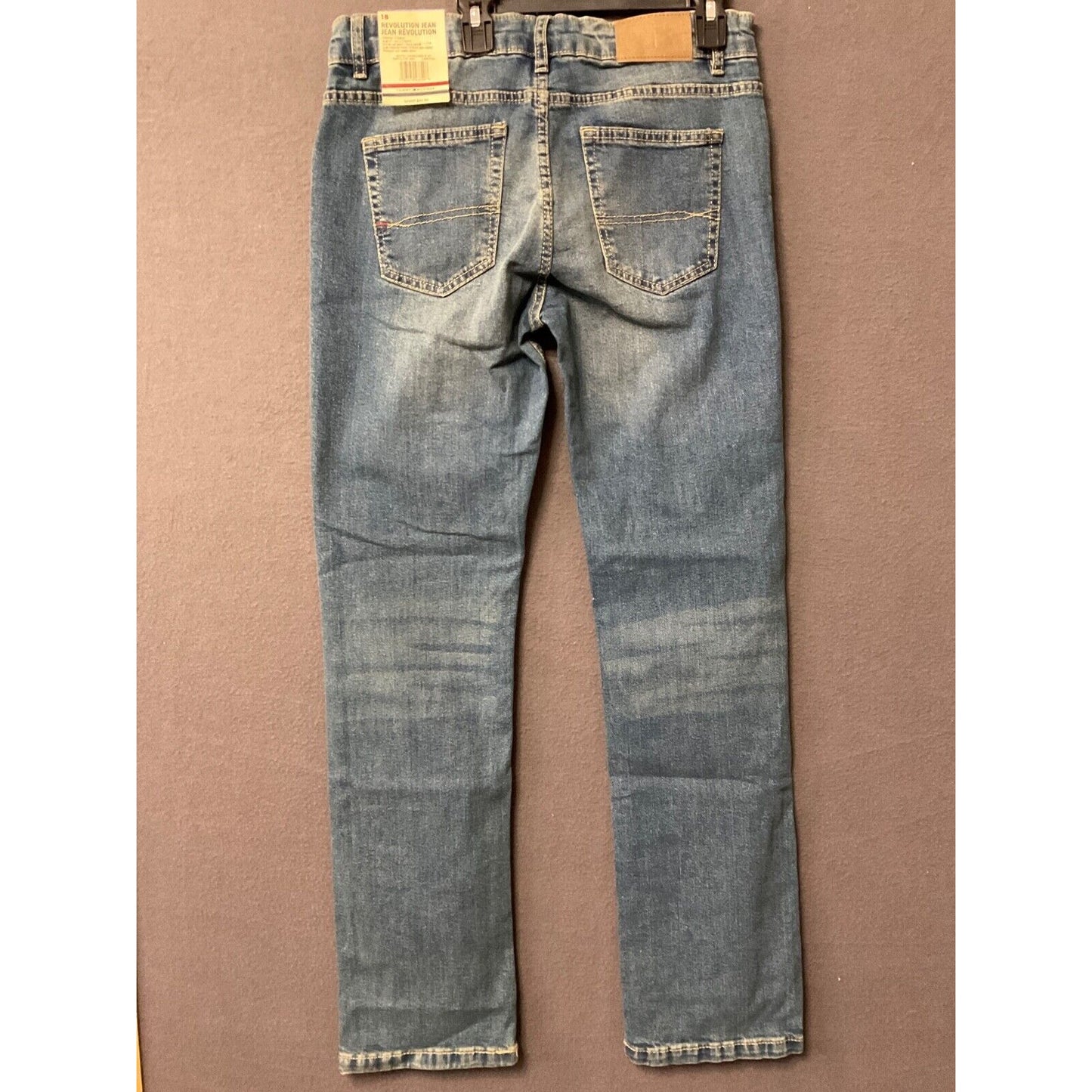 Tommy Hilfiger Boys Size 18 Slim Fit Revolution Jeans Canyon Wash 32X30