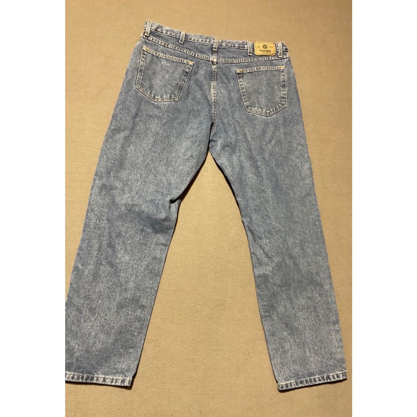 Wrangler Relaxed Fit Jeans 38x32 Made in Mexico 100% Cotton Denim