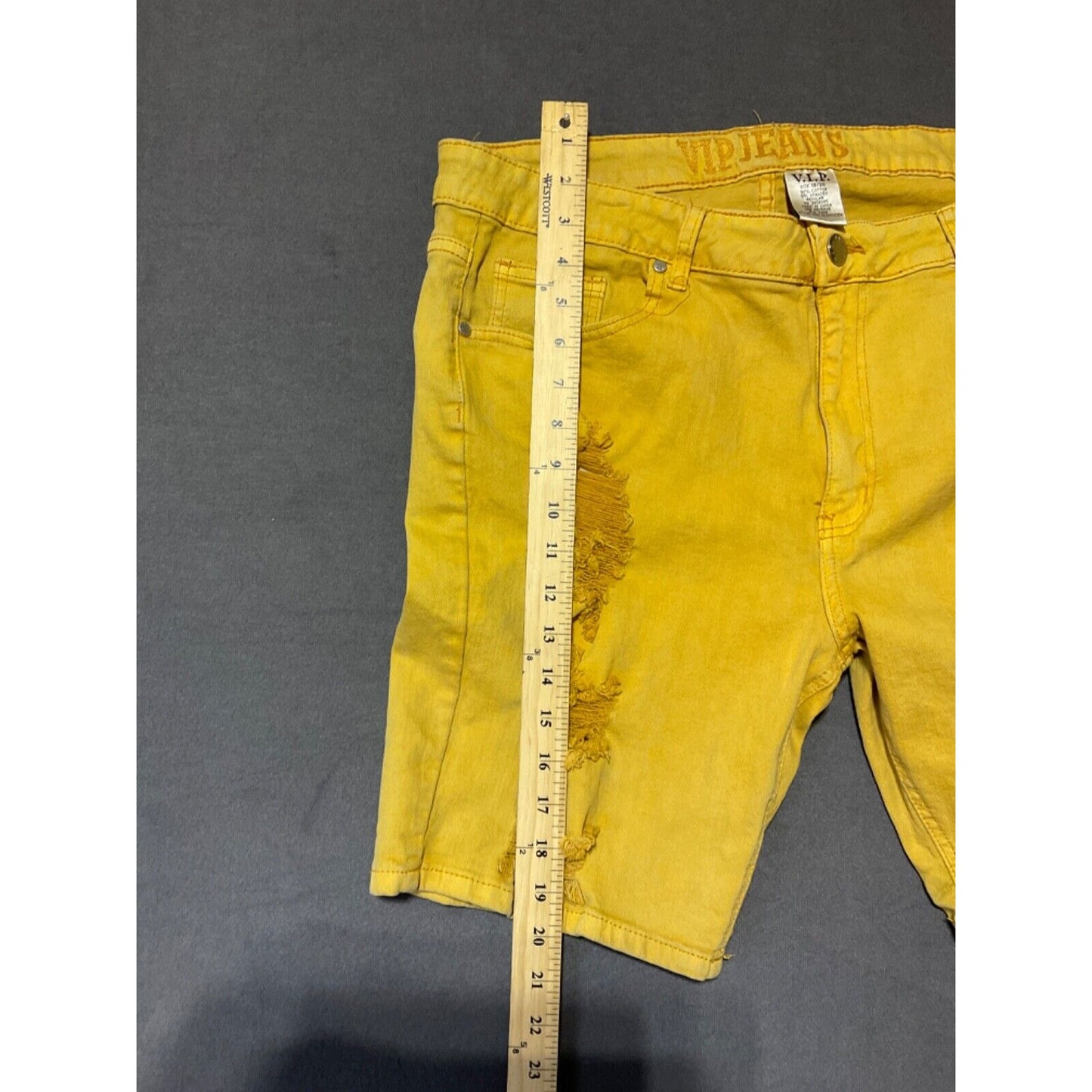 VIP Jeans Distressed Mustard Yellow Jean Shorts Size 19/20 Stretchy 38W