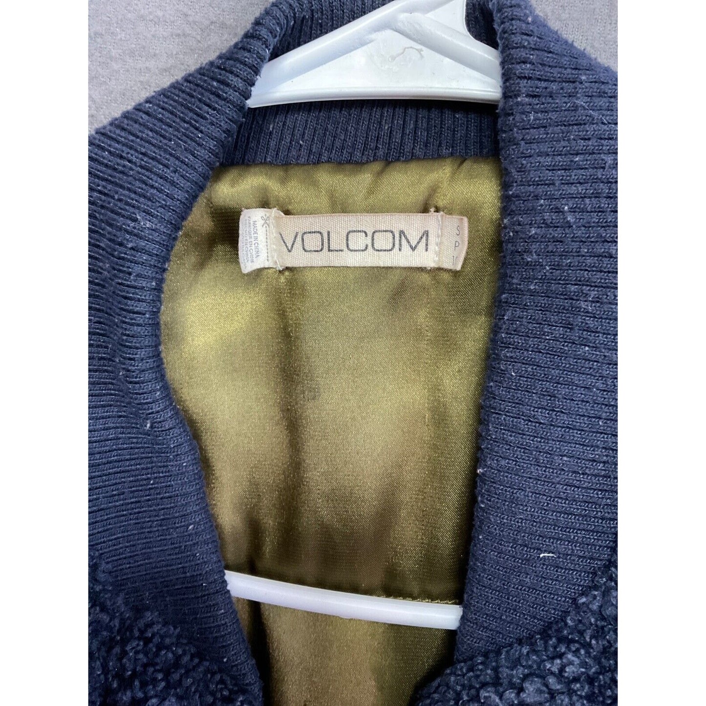 Volcom VTG Teddy Bomber Jacket S Navy Blue Lined Warm Zip Pockets Sherpa Fleece