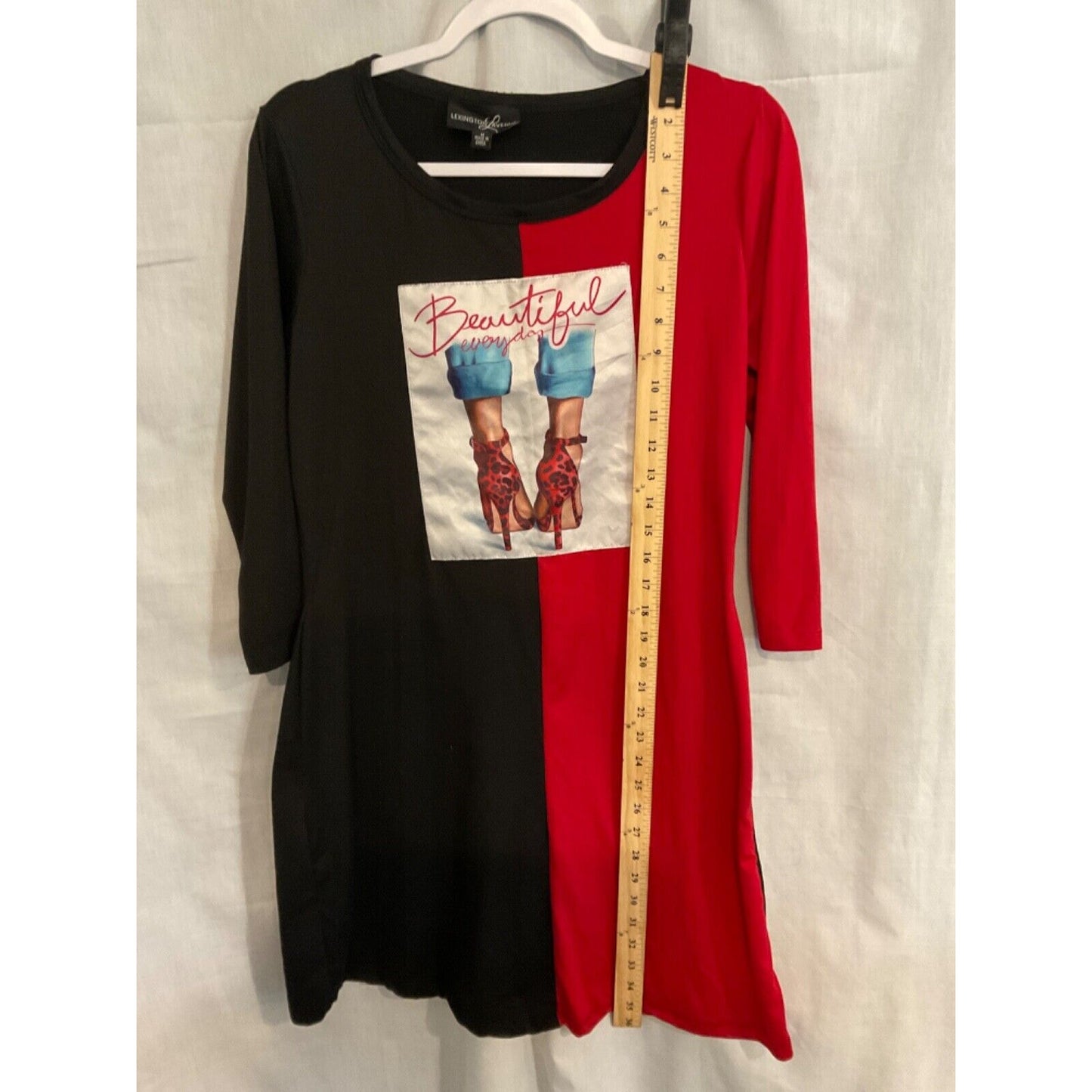 Lexington Avenue Dress Med 3/4 Sleeve, Stretchy Graphic Pullover