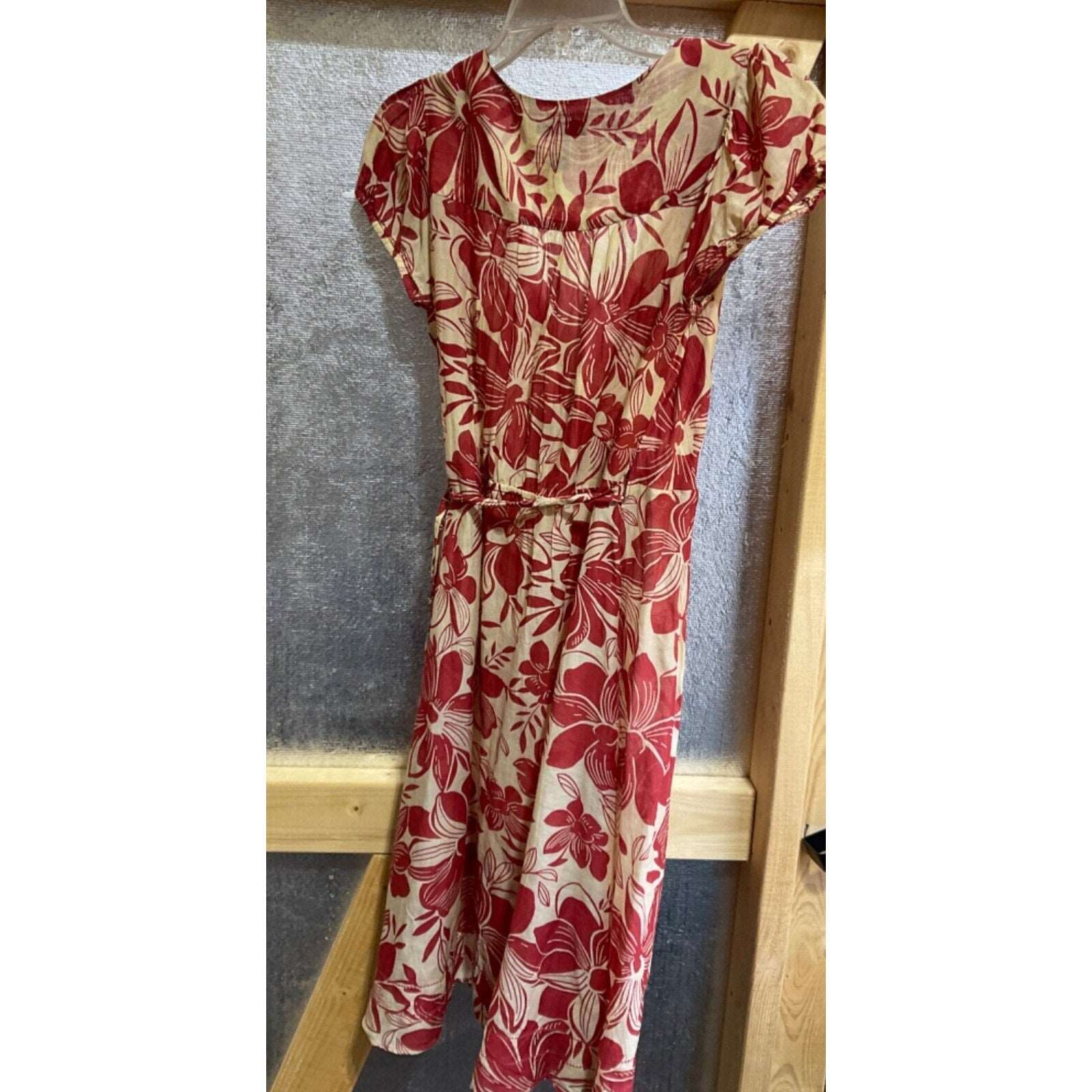 Banana Republic Wrap Dress Size 0 Floral 30% Silk 70% Cotton Short Sleeve