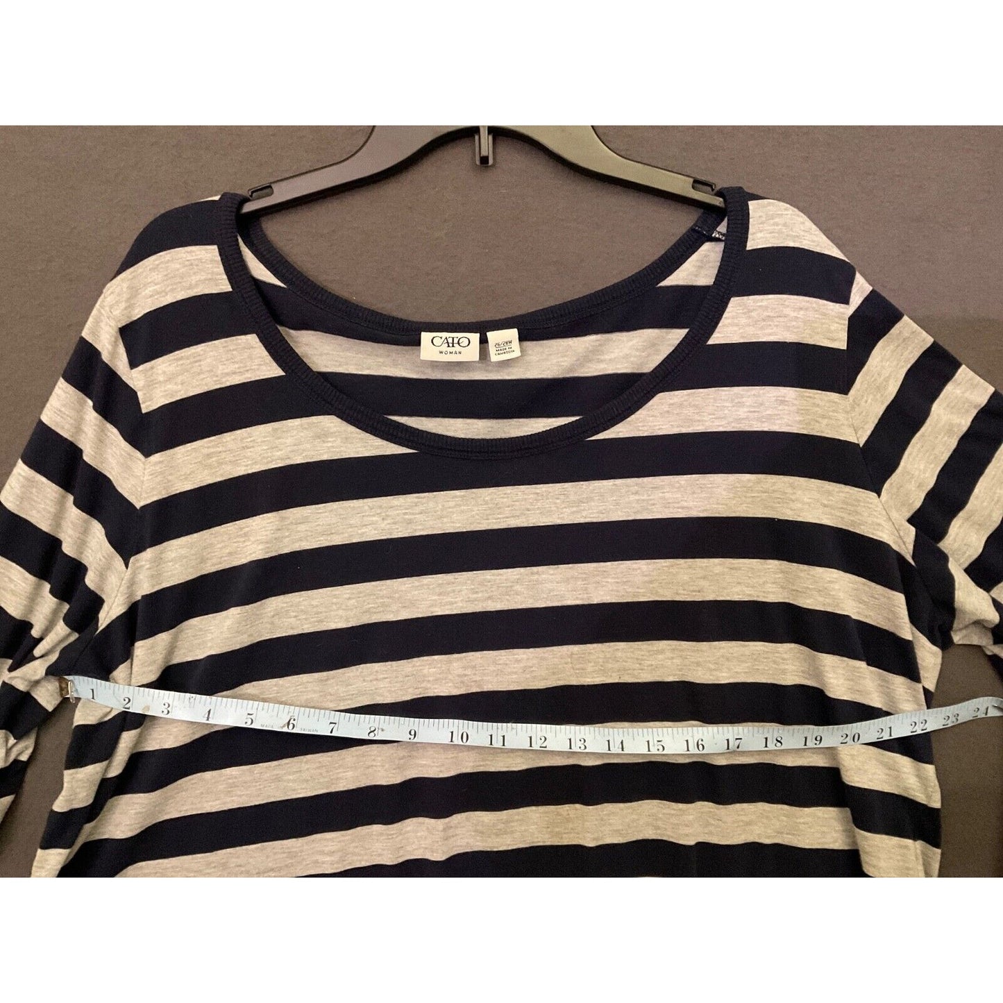 Cato Woman 26/28W Striped 3/4 Sleeve Loose Fit Top Gray & Black Cotton Blend