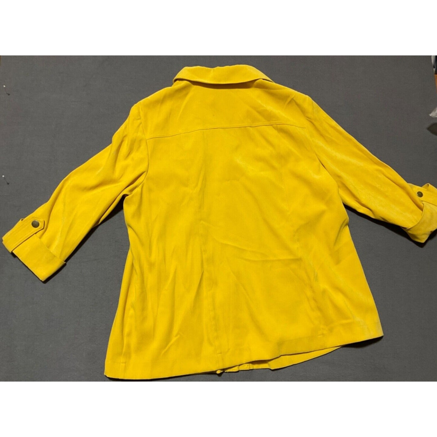 JM Collection 20W Mustard Yellow Faux Suede Retro Shirt Snap Down - flaw