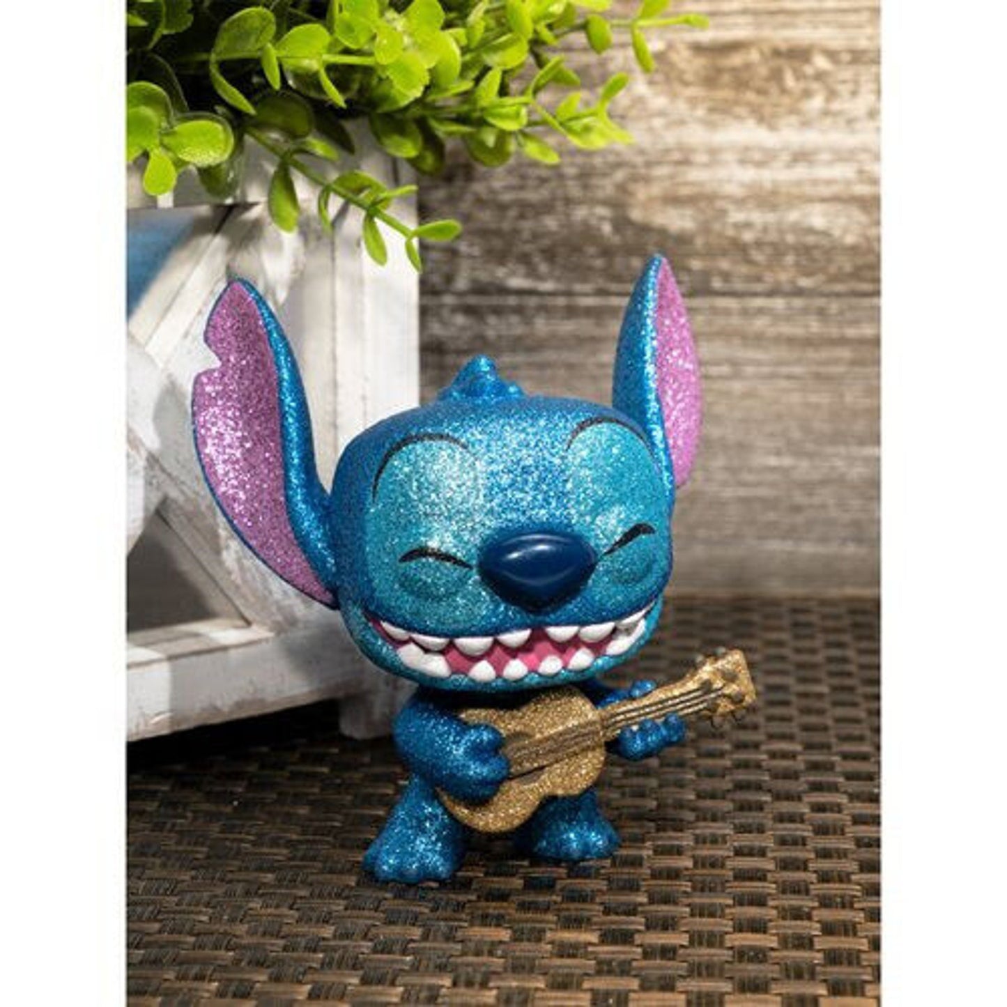 Lilo & Stitch Glitter Stitch Ukulele Funko Pop Vinyl Figure #1044 Disney New