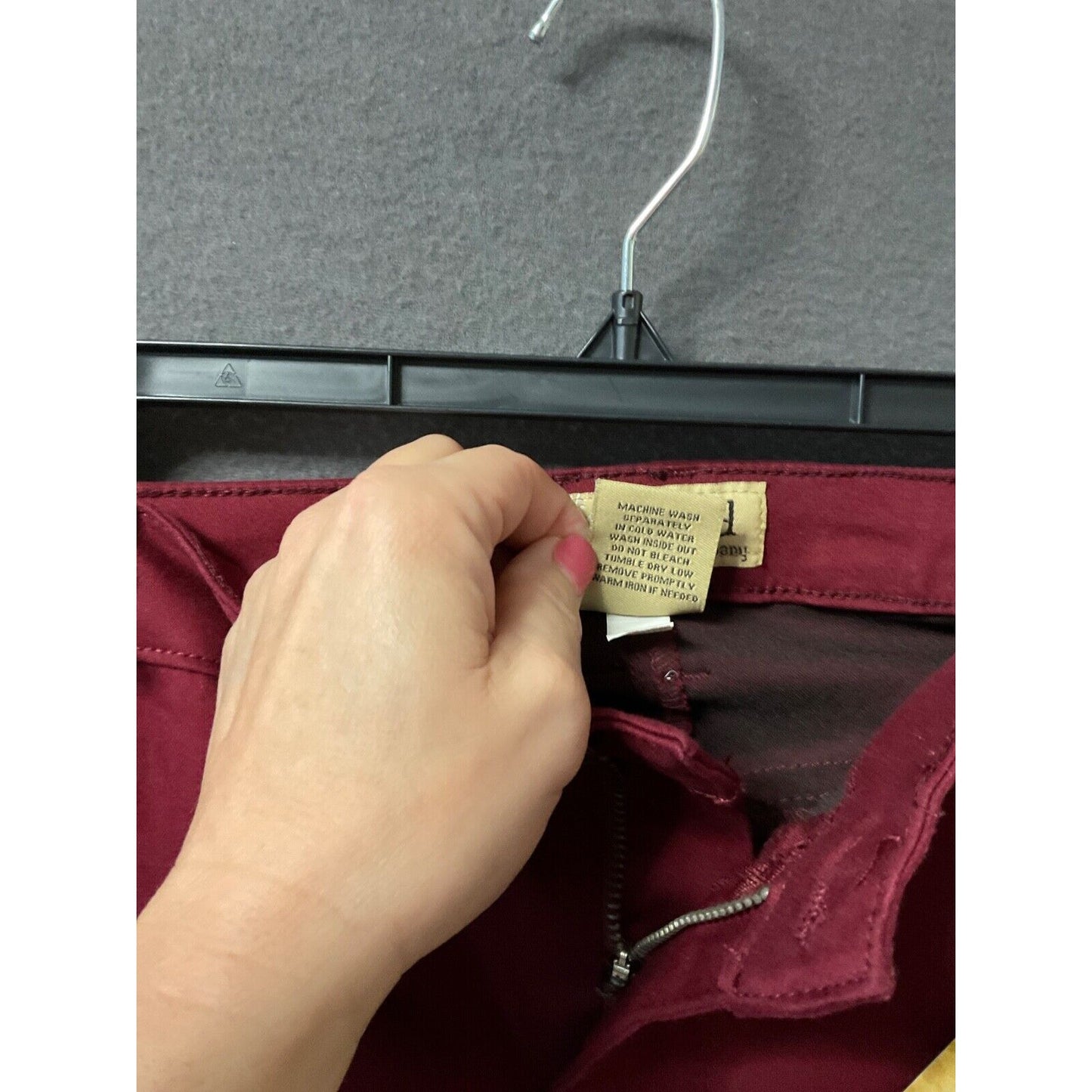 Hybrid & Company Women's Burgundy Skinny Jeans Size 22, Bum Lifter, Stretch NWT