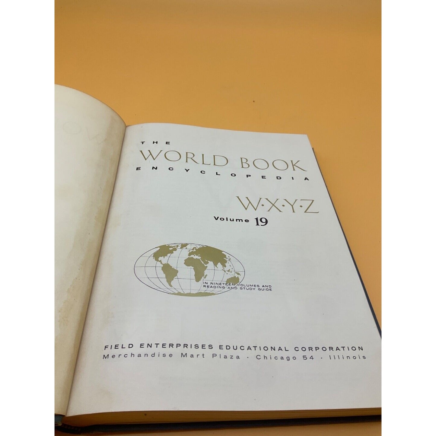 World Book Encyclopedia 1961 "W-X-Y-Z" Volume 19 Vintage Hard Cover Collectible