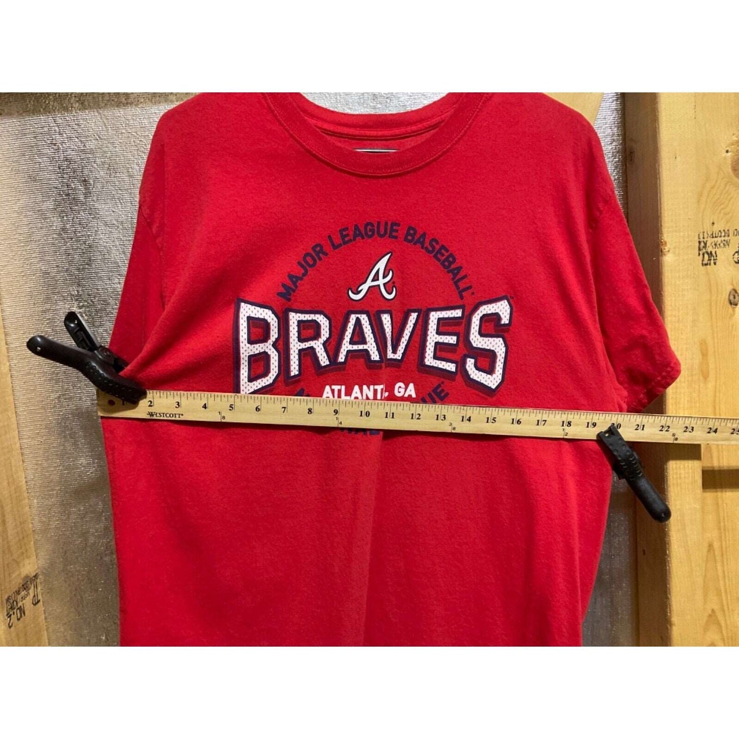 Atlanta Braves T-Shirt Large Red National League MLB