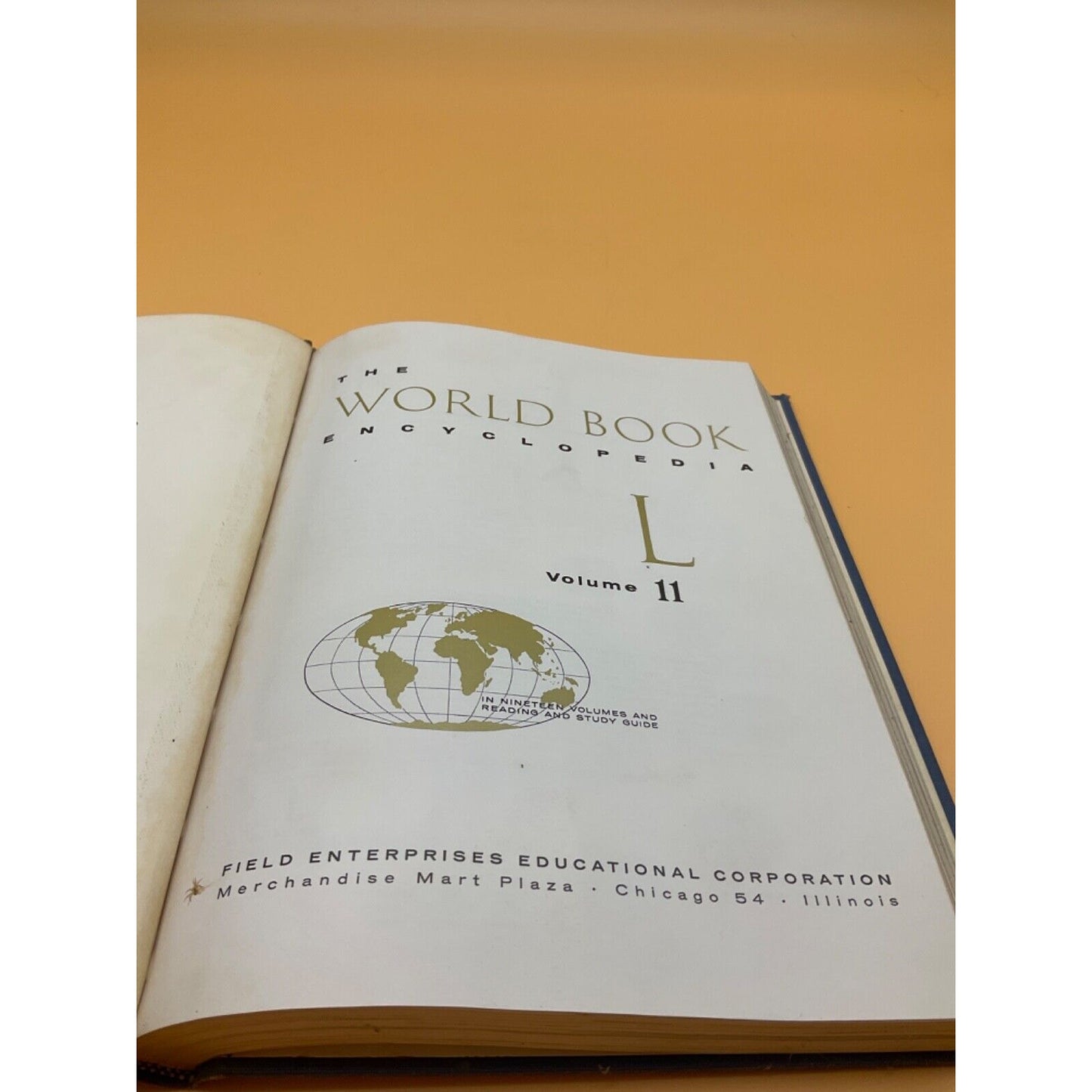 Vintage 1961 World Book Encyclopedia "L" Vol. 11, Hard Cover