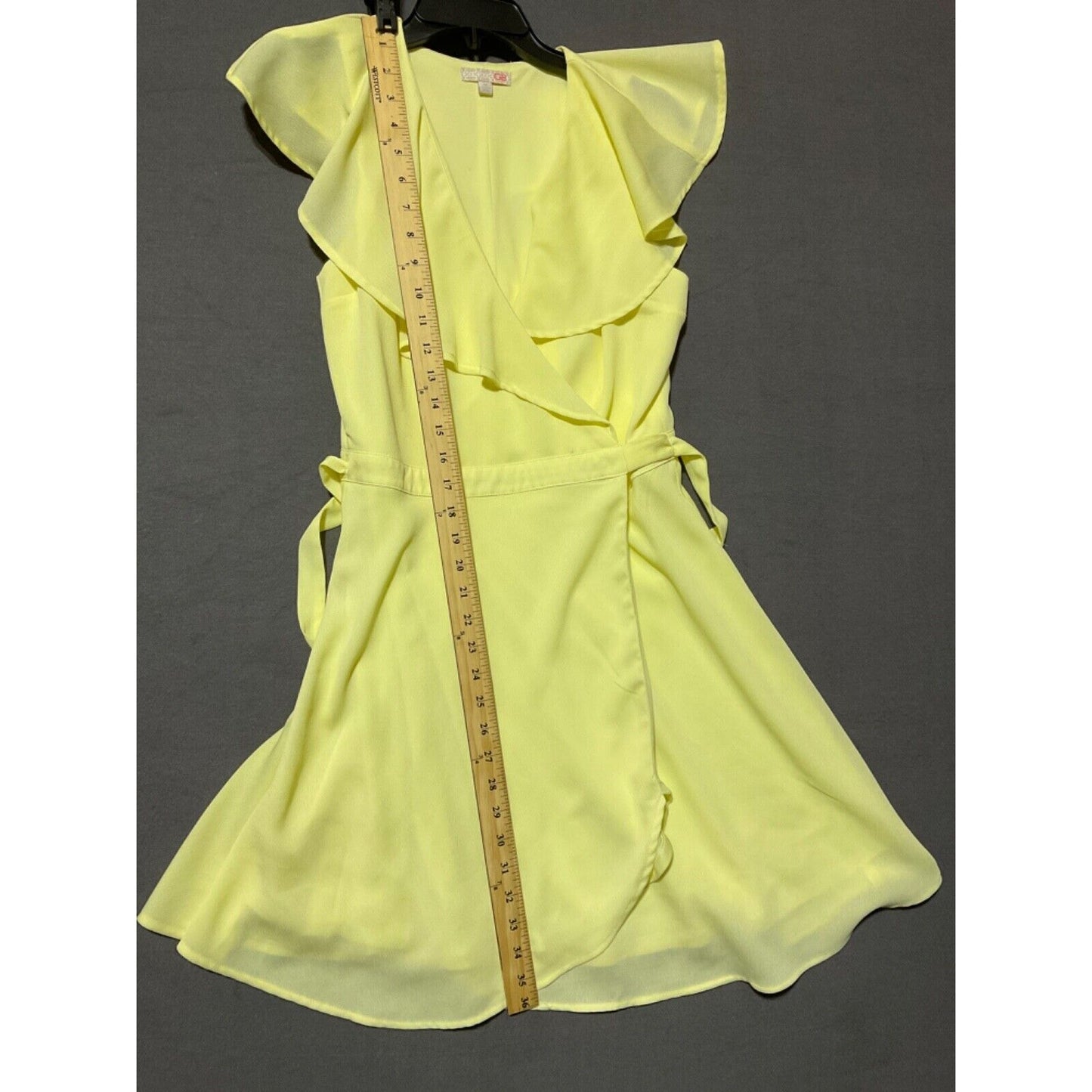 GB Gianni Bini Yellow Wrap Dress Medium Sleeveless V-Neck Lined