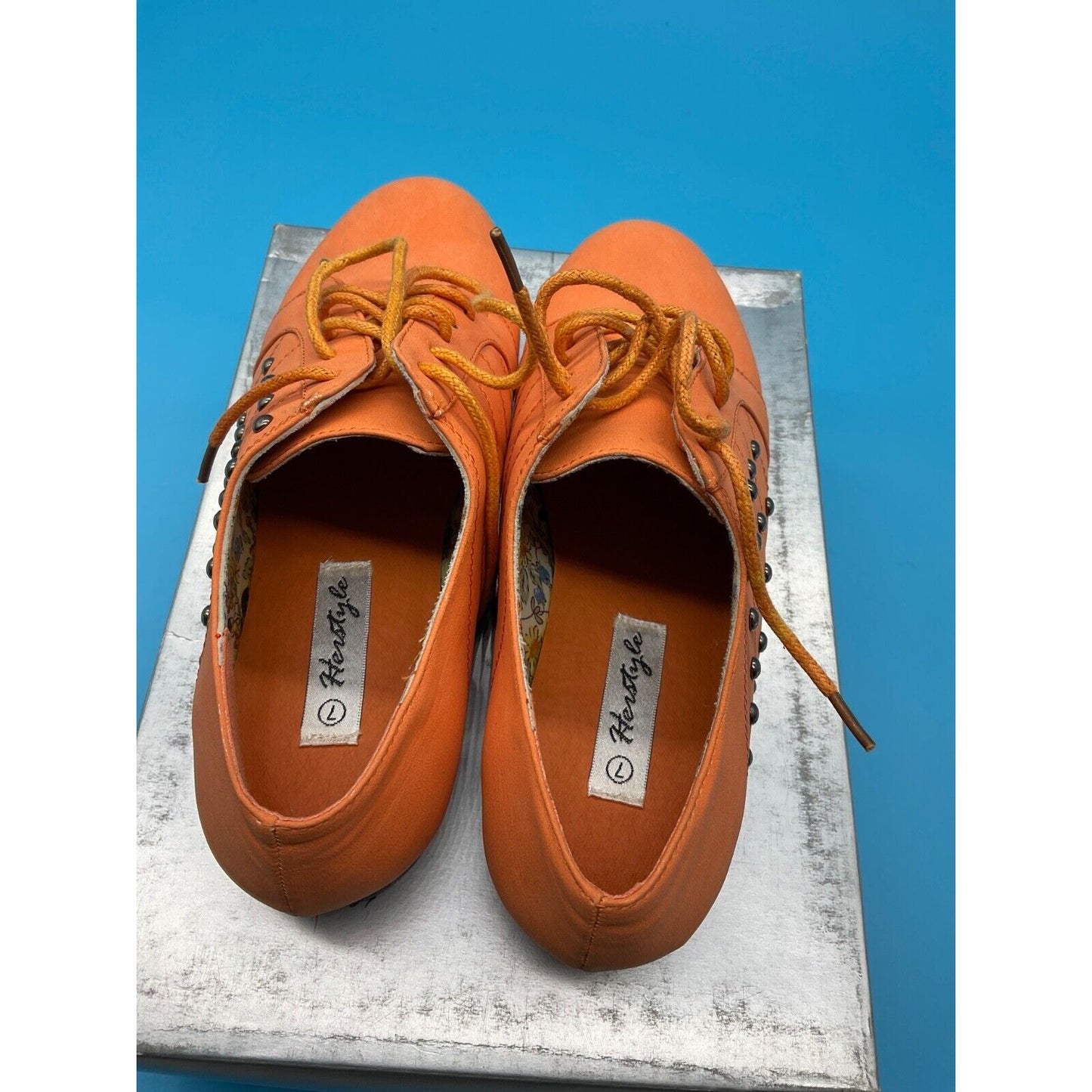 Herstyle Cerra Orange Lace-Up Oxfords Size 7 New Box Casual Flats Round Studs