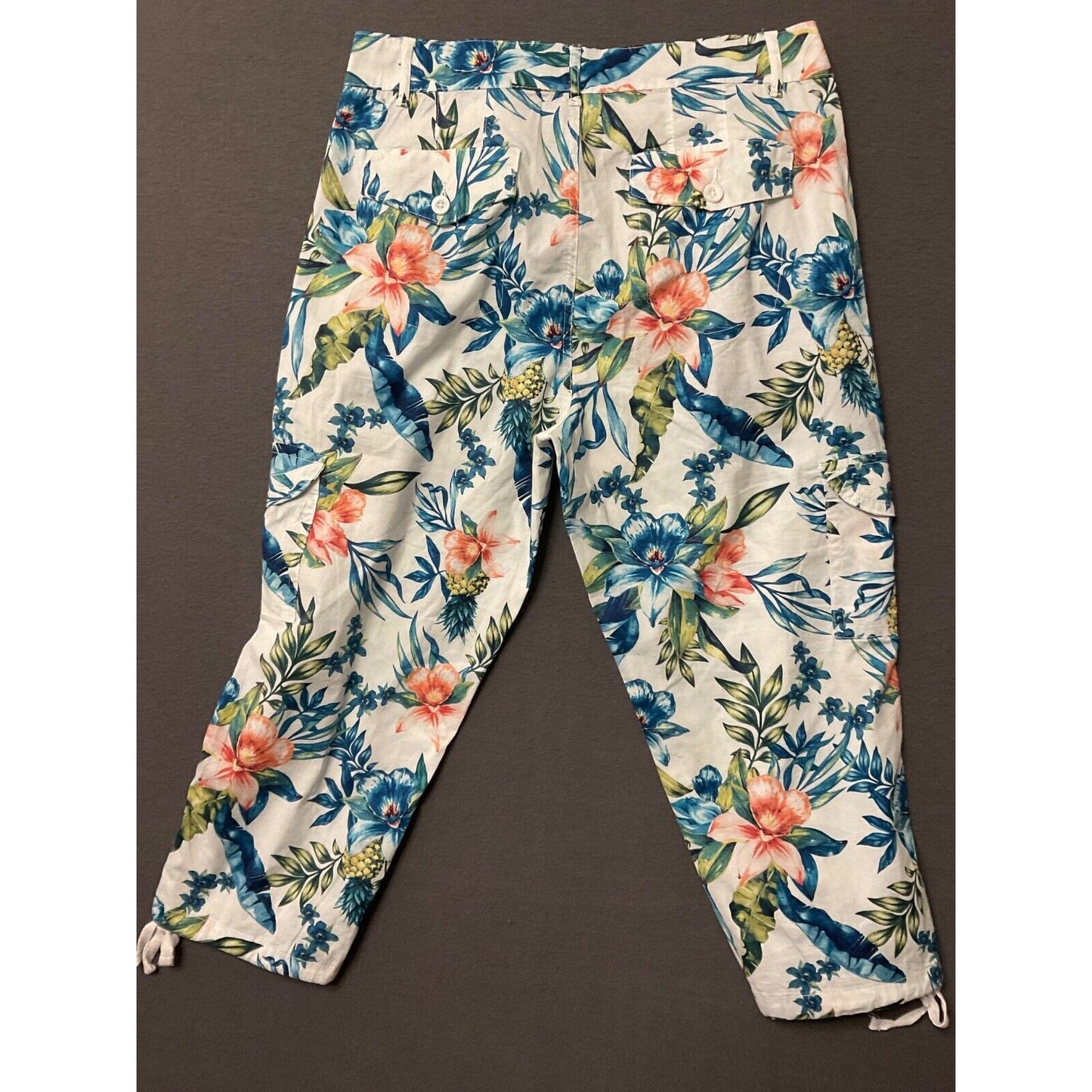 Caribbean Joe Island Tropical Floral Pants Women’s 10 Petite Capri Lightweight