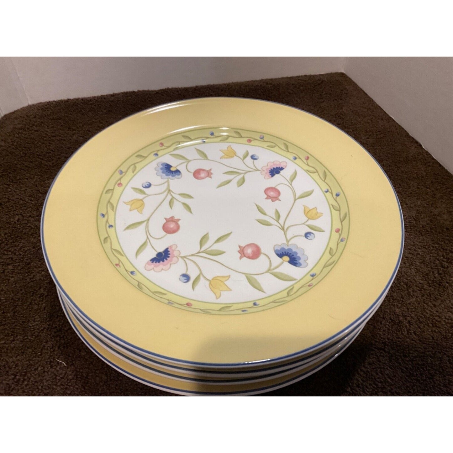 SET OF 4 STUDIO NOVA TELLIS SALAD/DESSERT PLATES, oven to table