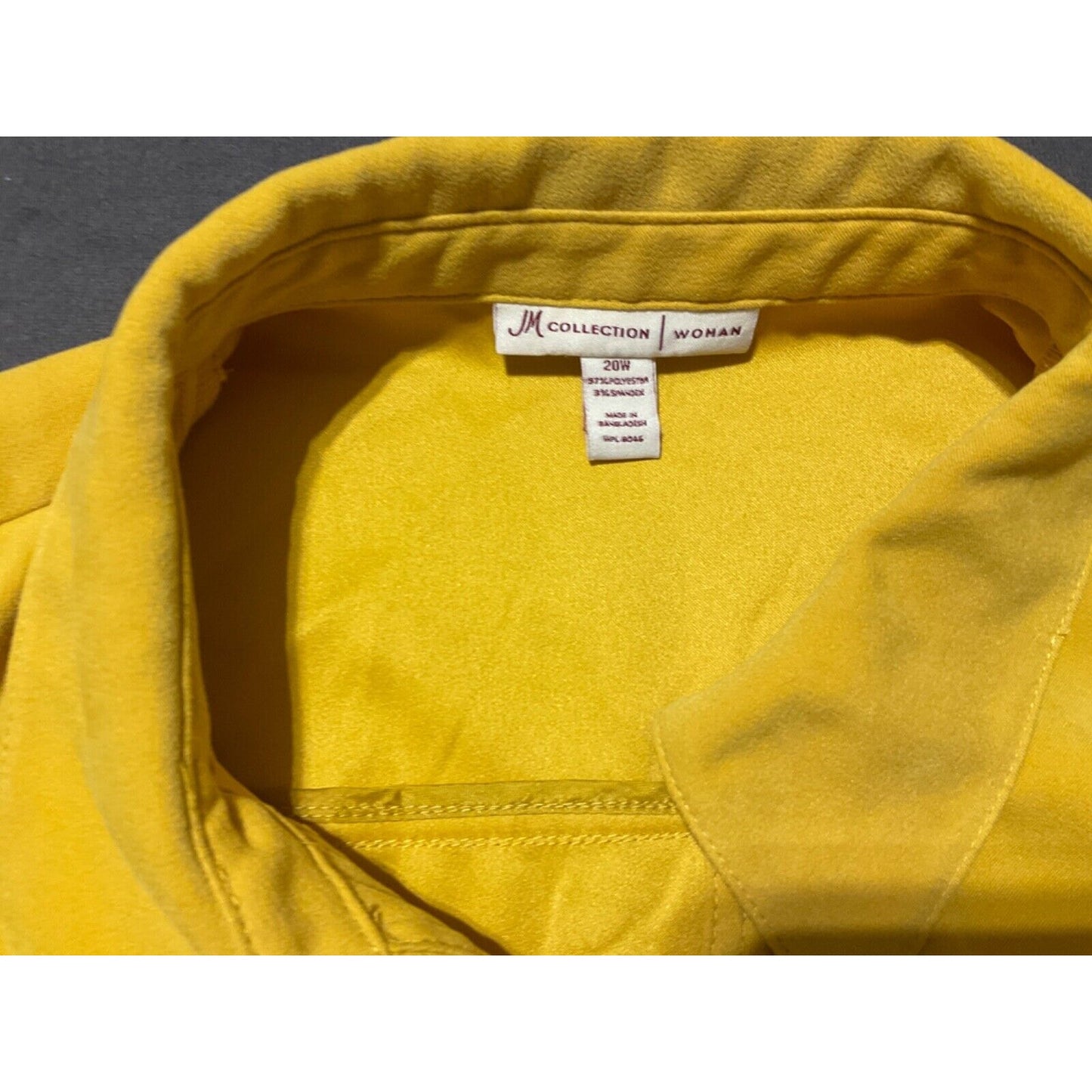 JM Collection 20W Mustard Yellow Faux Suede Retro Shirt Snap Down - flaw