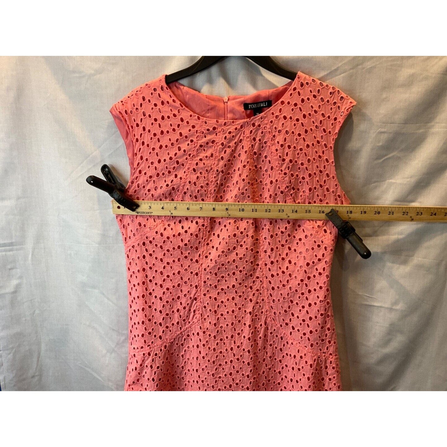 Cute Roz & Ali Pink Embroidered-Look Dress, Size 12, Sleeveless, Flared Bottom