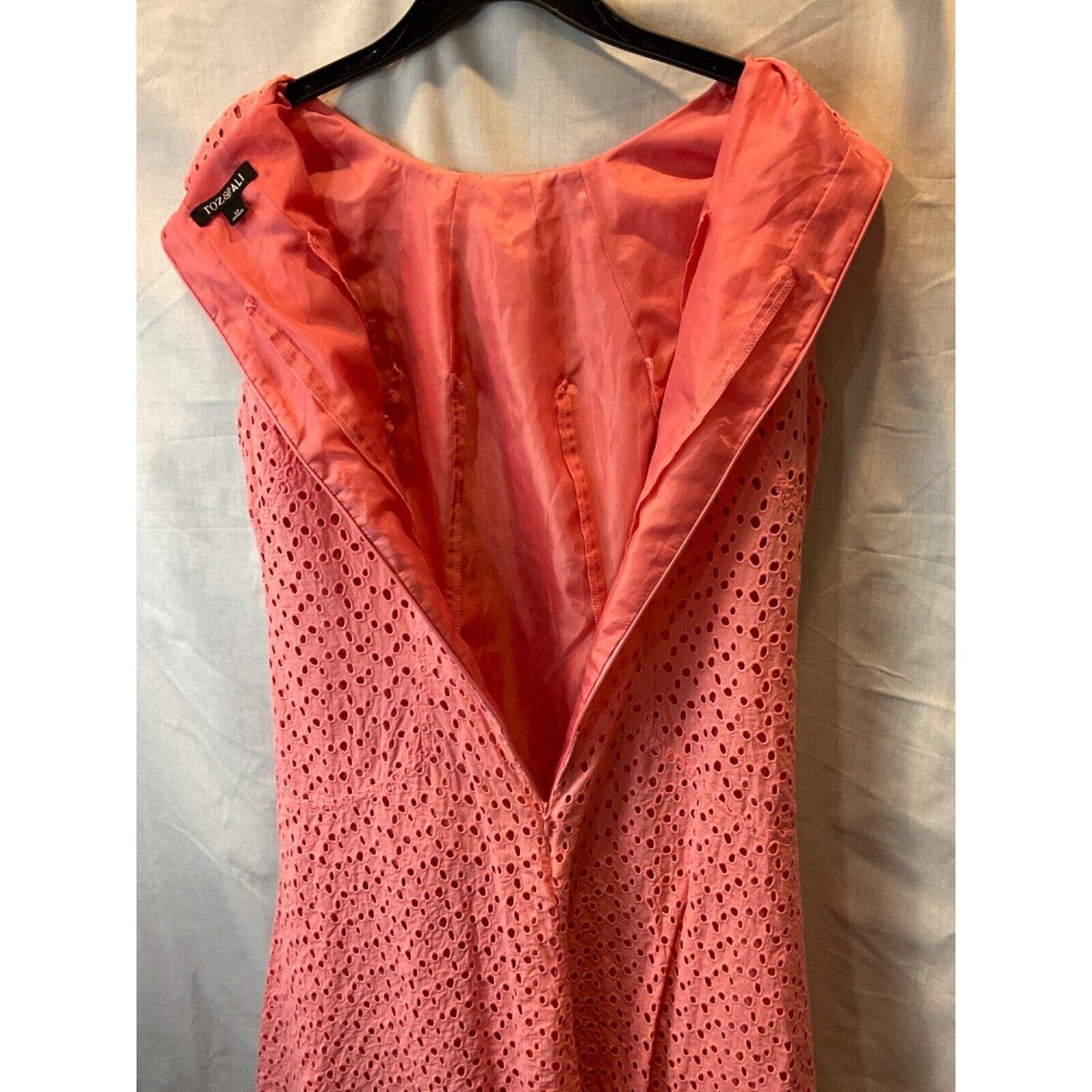 Cute Roz & Ali Pink Embroidered-Look Dress, Size 12, Sleeveless, Flared Bottom