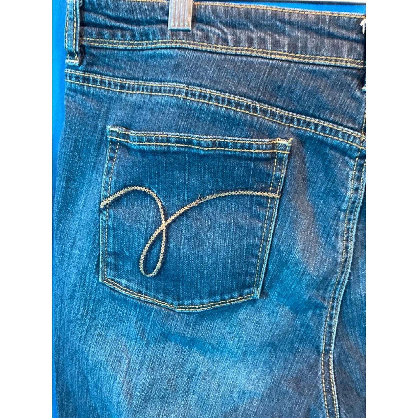 Ashley Women's Straight Leg Jeans Size 16 - Blue, 30" Inseam, 40" Waist