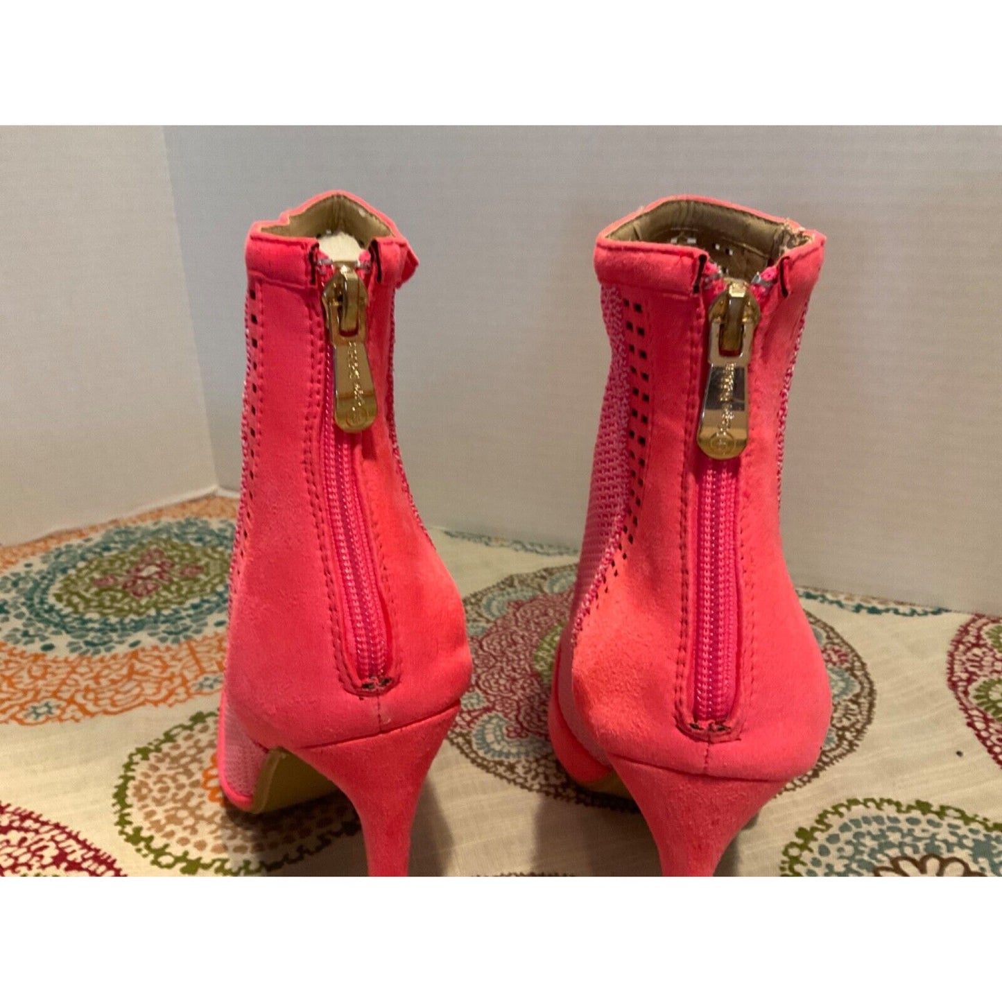 Rockabilly Cape Robbin Elnore-25 Pink Mesh Zip Booties Size 9 High Heel 4.5