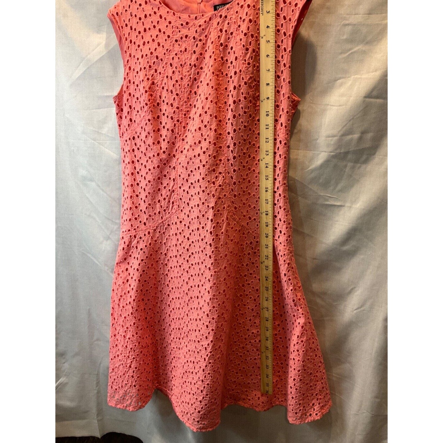 Cute Roz & Ali Pink Embroidered-Look Dress, Size 12, Sleeveless, Flared Bottom